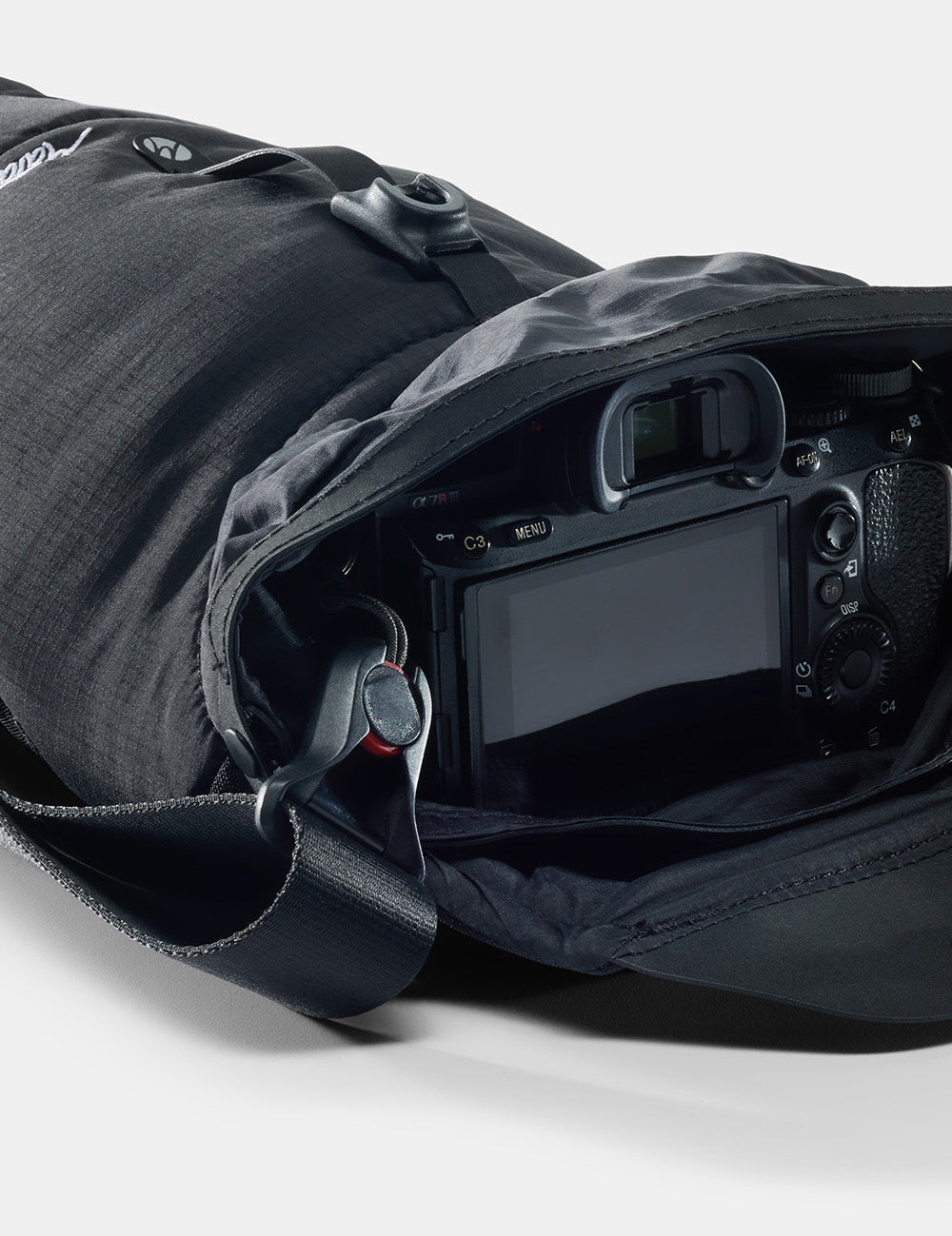 MATCBL001BK_Matador_CameraBaselayer_MB6.jpg
