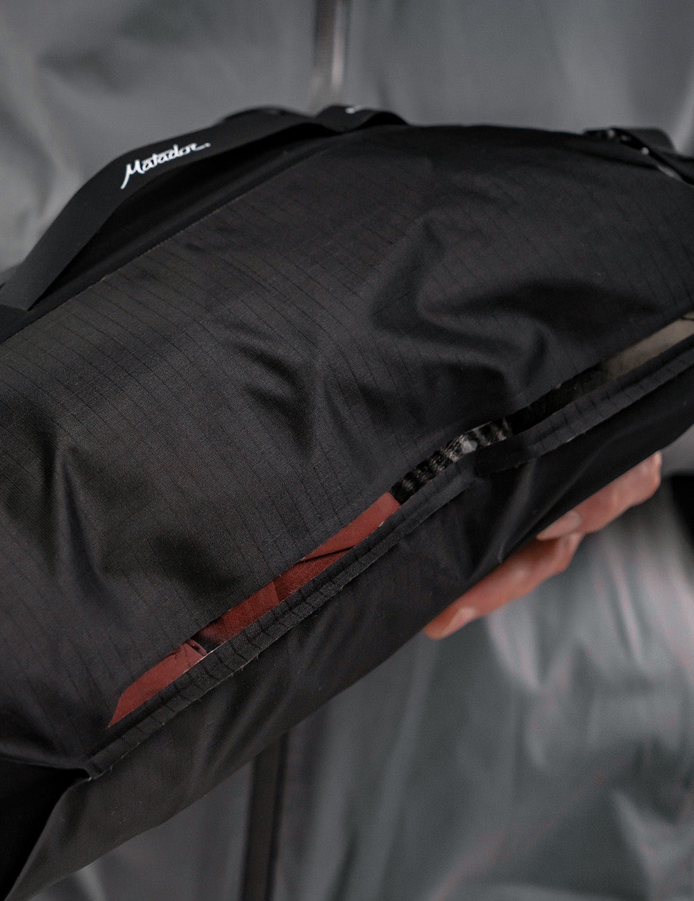 MATFPDB8001BK_Matador_Drybag8L_MB4.jpg