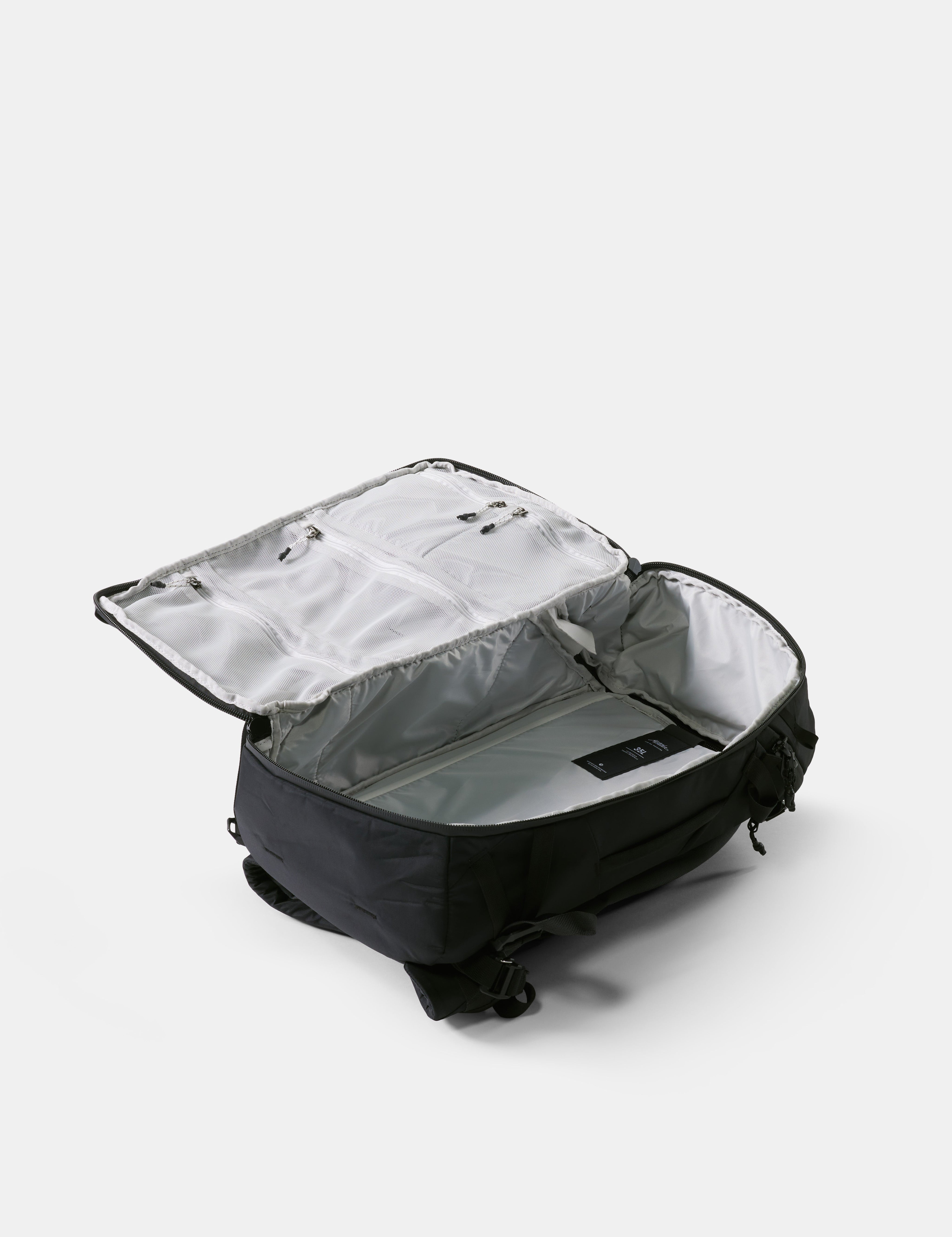 MATGR35001BK_Matador_Globerider35_black_5_fceeb7fa-e60f-4105-b626-8431ca657ebf.jpg