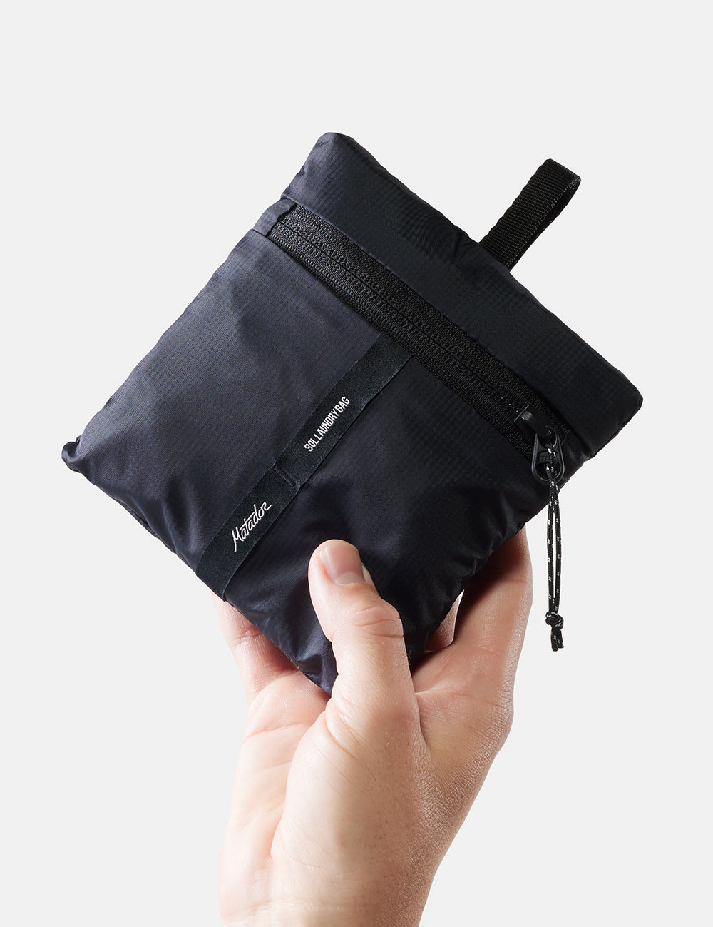 MATLB1001BK_Matador_Laundrybag_MB1.jpg