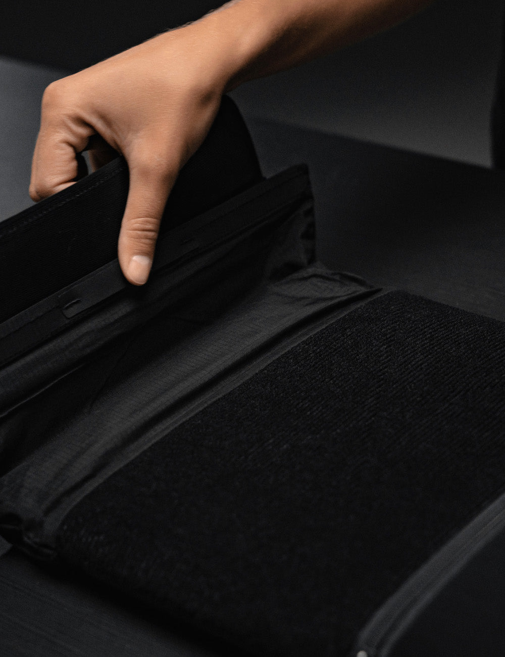 MATLBL001BK_Matador_LaptopBaselayer_MB4.jpg