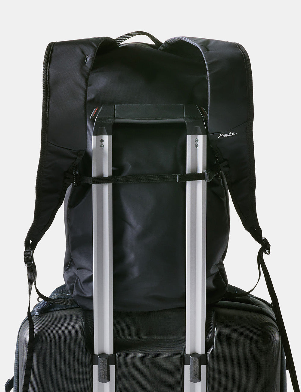 MATOG2DP01BK_Matador_RefractionBackpack_MB3.jpg