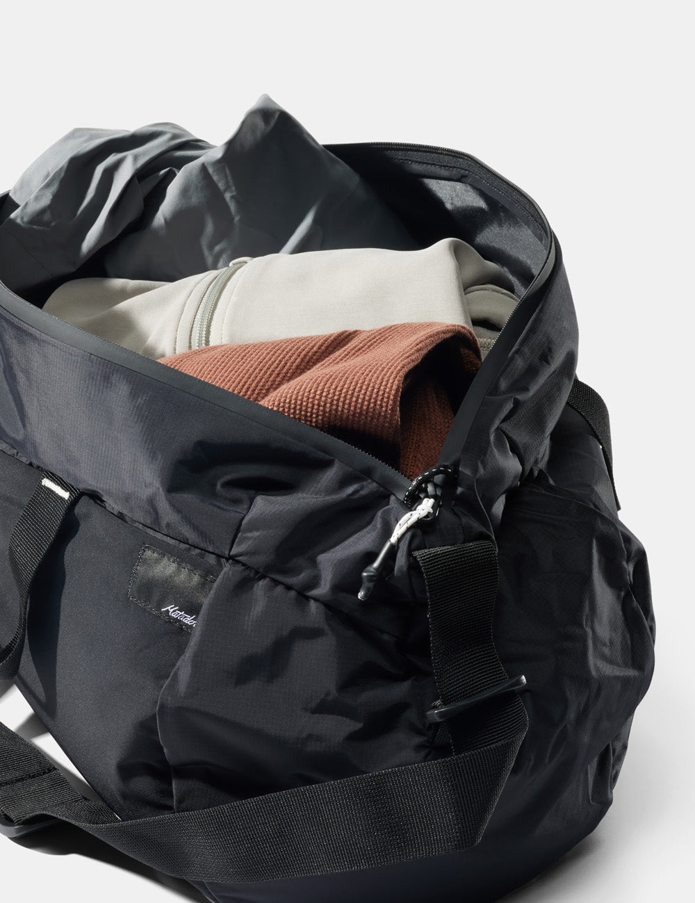 MATOG2W01BK_Matador_RefractionDuffle_MB3.jpg