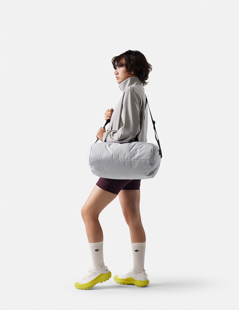MATOG2W01W_Matador_RefractionDuffle_white_4_1918_downsized_72096024-1be9-487a-ab2a-8ecb8cf5e301.jpg