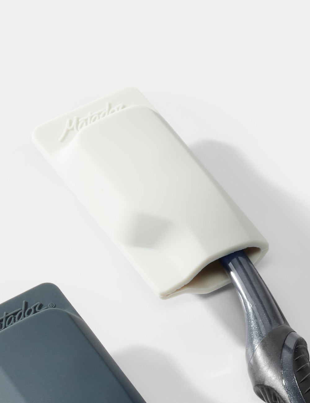MATTC2001BK_Matador_ToothbrushCap_MB3.jpg